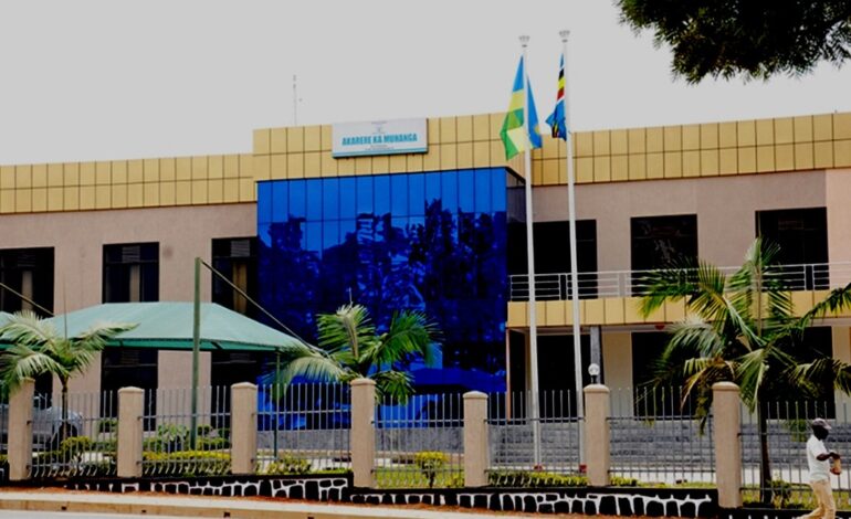 Muhanga: Yavuye i Kigali agiye kurira Ubunani iwabo agezeyo arapfa